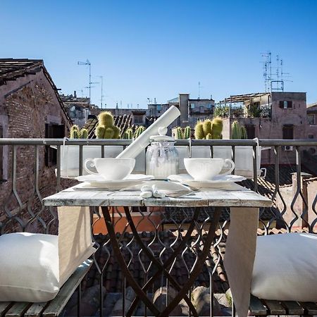 Campo Dei Fiori Luxury With Balcony Apartman Róma Kültér fotó