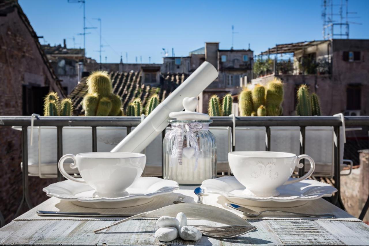 Campo Dei Fiori Luxury With Balcony Apartman Róma Kültér fotó