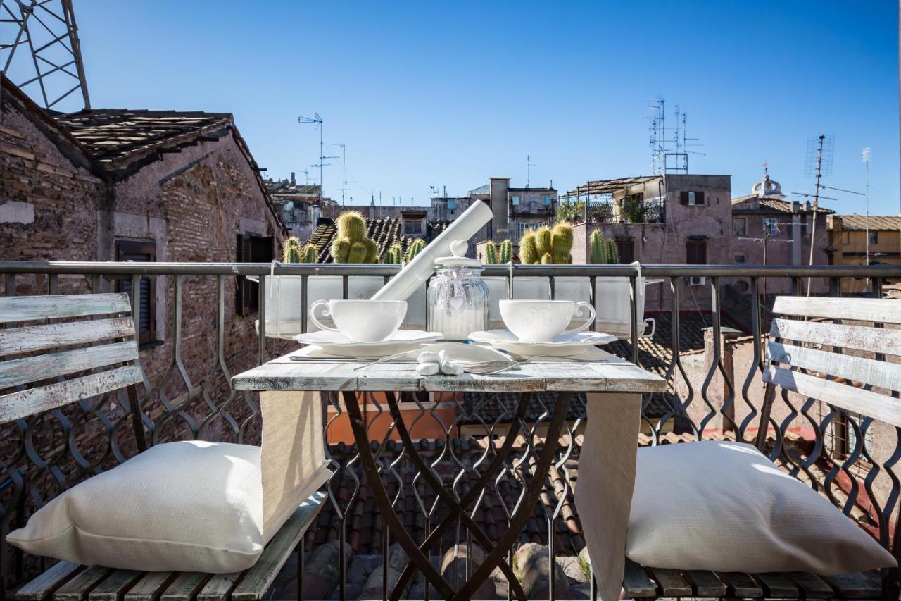 Campo Dei Fiori Luxury With Balcony Apartman Róma Kültér fotó