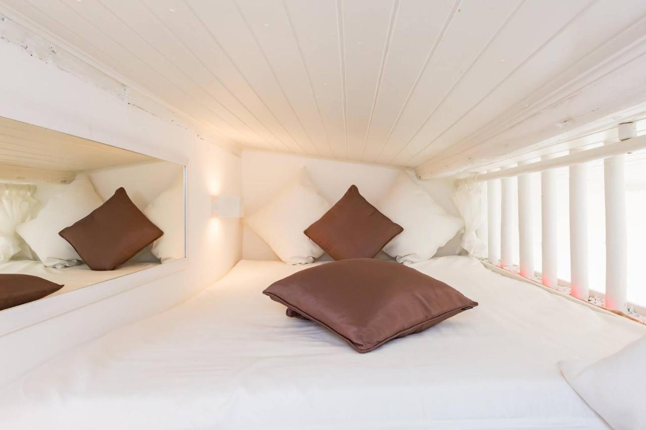 Campo Dei Fiori Luxury With Balcony Apartman Róma Kültér fotó